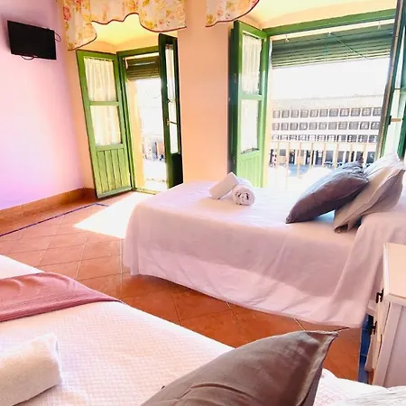 Oda ve Kahvaltı Plaza Mayor Corredera 3*