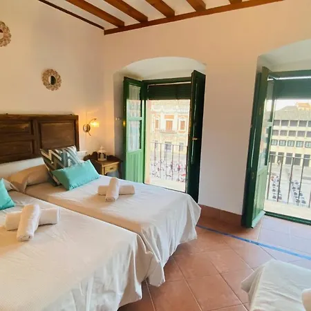 Oda ve Kahvaltı Plaza Mayor Corredera 3*