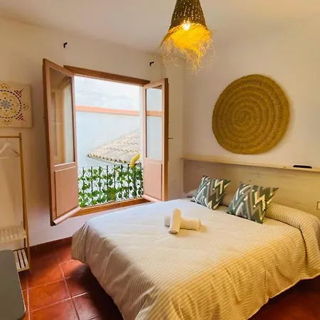 Bed & Breakfast Hostel Plaza Mayor Corredera 3*